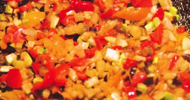 Cuocere Salsa Vegetale Una Padella Piatto Lay Orizzontale — Video Stock