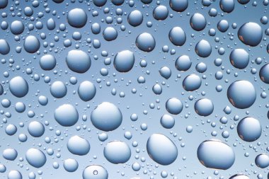 cam üzerine düşer