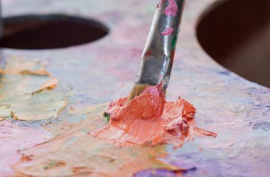 Boya fırçaları ve yağlı boya