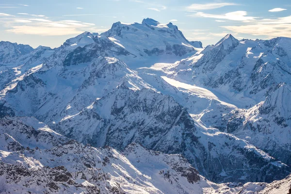 Alperna vintern bergslandskap — Stockfoto