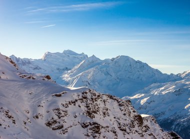 Alpler Dağı kış manzarası