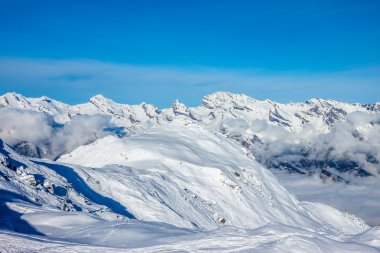 Alpler Dağı kış manzarası