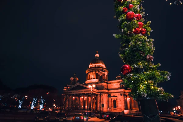 Blurry Nowy Rok Światła Dekoracje Sankt Petersburgu Placu Świętego Izaaka — Zdjęcie stockowe