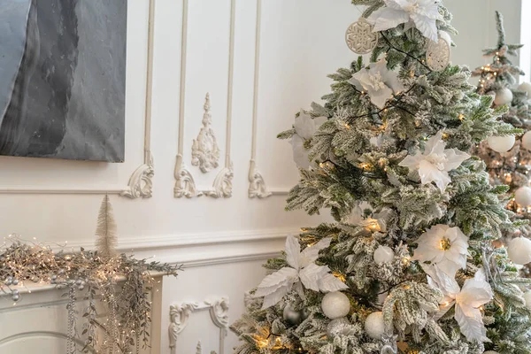 Árbol Navidad Decoración Pino Presenta Año Nuevo Casa Invierno Intrerier —  Fotos de Stock