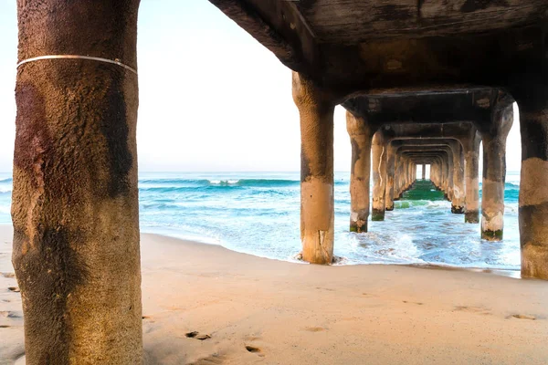 Muelle Manhattan Beach Con Olas Del Océano Los Ángeles California — Foto de Stock