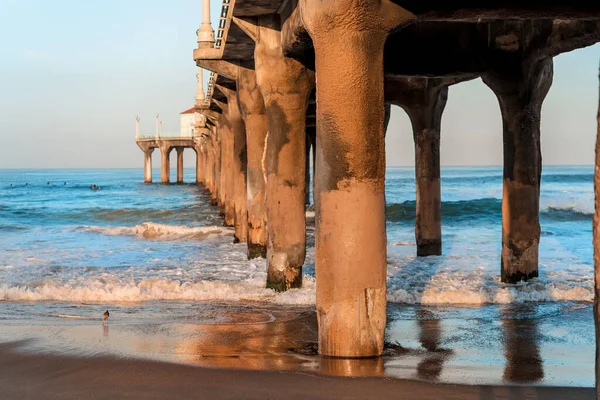 Cais Manhattan Beach Com Ondas Oceânicas Los Angeles Califórnia — Fotografia de Stock