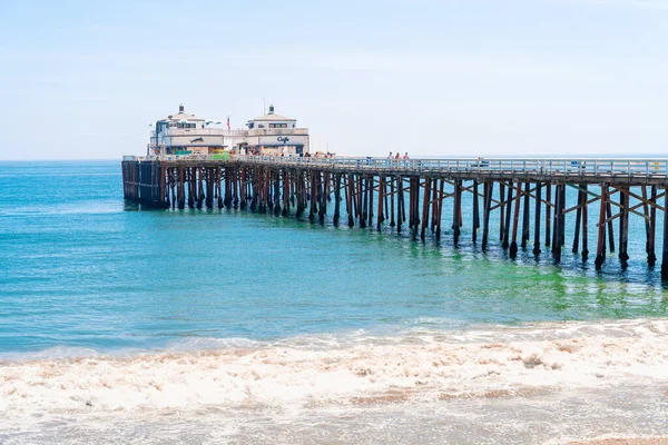Malibu Beach Piren Kalifornien Vykort Blå Himmel Och Vackra Havsvågor — Stockfoto