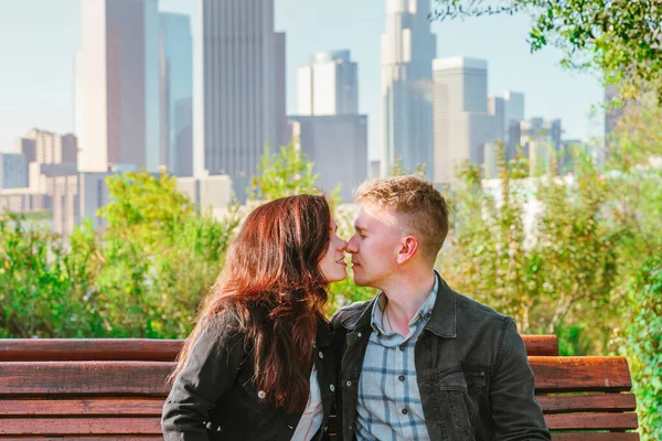 Romantic Date Young Men Women Early Morning Park Bench Overlooking — Stock Photo, Image