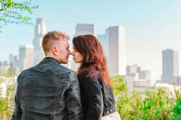 Romantic Date Young Men Women Early Morning Park Bench Overlooking — Stock Photo, Image