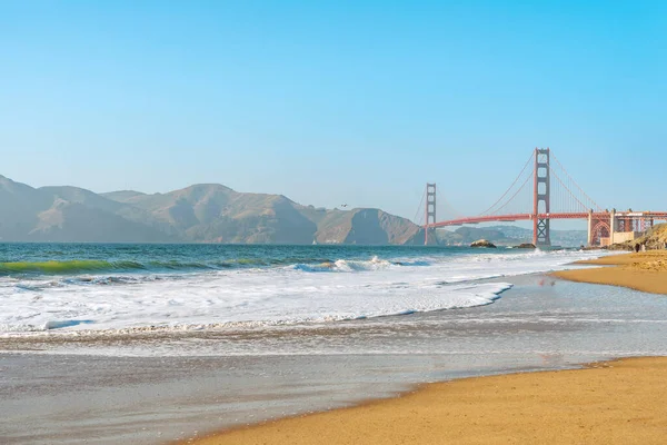 Golden Gate Bridge San Francisco Beach Beautiful Postcard View — Stock Photo, Image