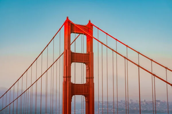 Increíble Vista Del Famoso Puente Red Golden Gate Colorido Cielo — Foto de Stock