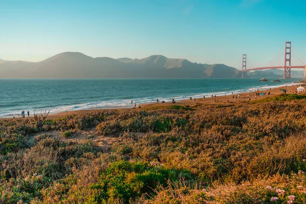 Golden Gate Bridge San Francisco Beach Beautiful Postcard View — Stock Photo, Image