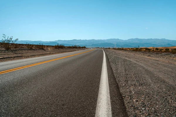 Pusta Nieskończona Droga Pustyni Dolinie Śmierci Usa — Zdjęcie stockowe
