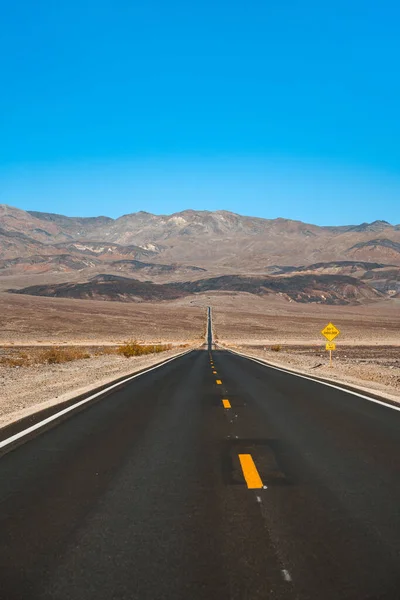 Порожня Безкінечна Дорога Пустелі Долини Смерті Сша — стокове фото