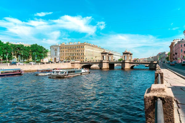 Panorama Ville Saint Pétersbourg Été Tours Bateau Touristique Sur Rivière — Photo