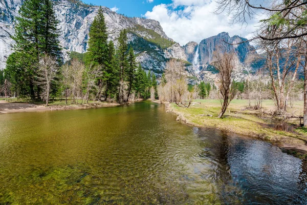 Paisagem Incrível Vista Para Rio Parque Nacional Yosemite Primavera — Fotografia de Stock