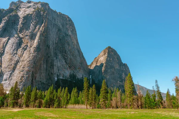 Belo Vale Parque Yosemite Paisagem Montanhosa Verão — Fotografia de Stock