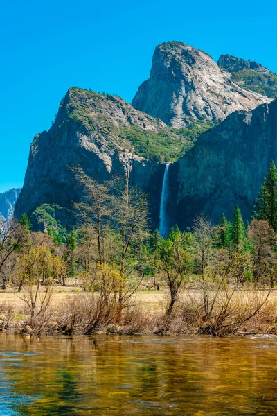 Gorgeous View Waterfall Mountains Yosemite National Park California — Foto Stock