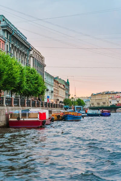 Vue Magnifique Sur Canal Dans Centre Ville Avec Des Bateaux — Photo