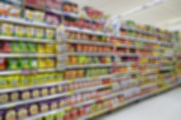 Размытое прошлое супермаркета и неопознанные люди, которые...
