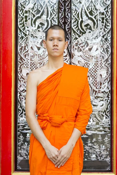 Młodzi mnisi tajski — Zdjęcie stockowe