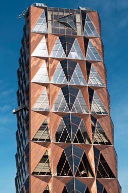 Yekaterinburg, Rusya, 04 / 03 / 2021 Modern ofis binası - şehirde ananas, mimar Norman Foster