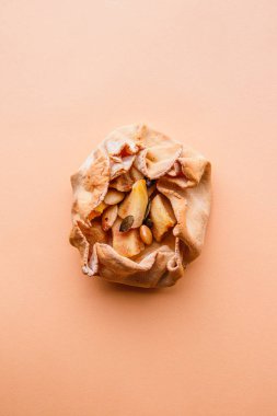 Fındıklı elmalı turtanın yakın plan görüntüsü