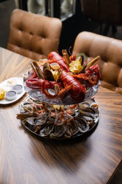 Buzlu ıstakozların yakın plan görüntüsü.