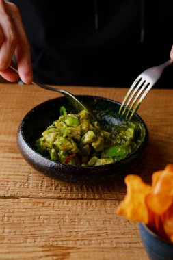 Ispanak tabağıyla fasulye yakın plan görüntüsü