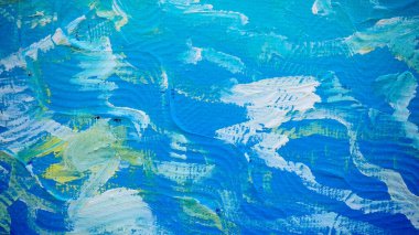 Rastgele parlak boya darbeleriyle bir yüzey parçası 