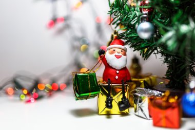 Kutlama için dekorasyon Noel ağacı