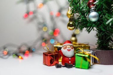Kutlama için dekorasyon Noel ağacı