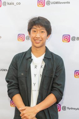 Brian Chong, 1 Mayıs 2021 'de Bell Canyon, CA' da bulunan özel konutta Genç Hollywood Sosyal Medya Partisine katılıyor.