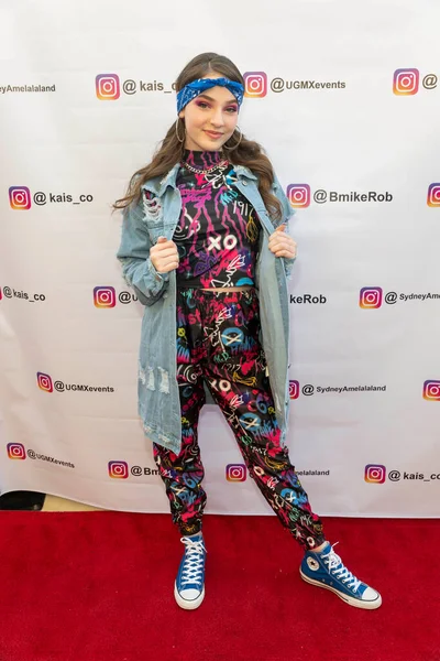 Skylie Barrera Attends Young Hollywood Social Media Industry Party Private — Stock Photo, Image