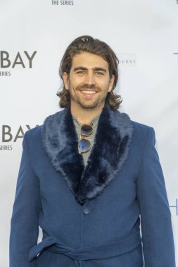 Swen Temmel, BAY 'ın 2 Parçalık Sezon Finali' nin Özel Açık Hava Gösterimi 'ne katıldı! 8 Mayıs 2021 'de Los Angeles, Kaliforniya' daki özel konutta.