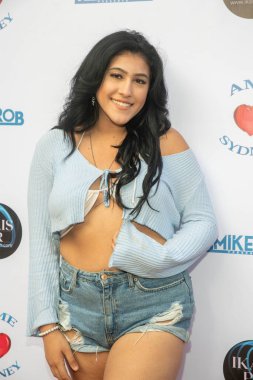 Jezelle Procario, 15 Mayıs 2021 'de Los Angeles, CA' da Ame için düzenlenen 14.