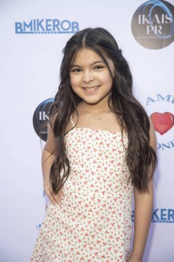 Brielle Lopez 15 Mayıs 2021 'de Los Angeles, CA' da Ame için düzenlenen 14. Doğum günü partisine katıldı.