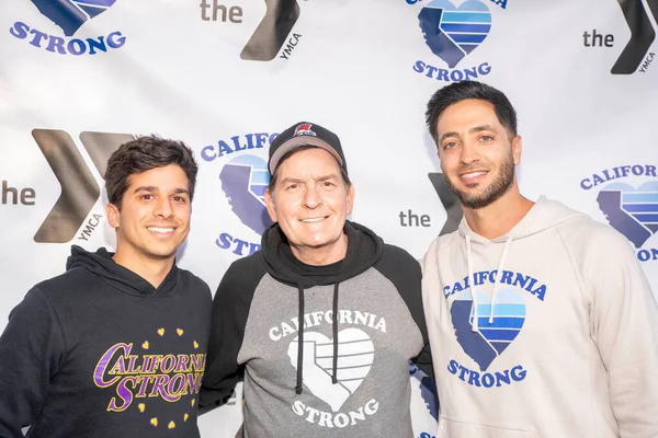 Mike Attanasio Charlie Sheen Ryan Braun Attend California Strong Drive — Stock Photo, Image