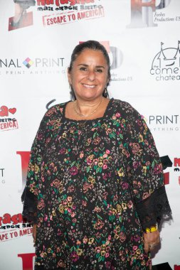Martine Melloul, Forbes Prodüksiyon sunar: The Comedy Chateau 'daki Lekeli Kırmızı Halı, Kuzey Hollywood, CA 29 Mayıs 2021
