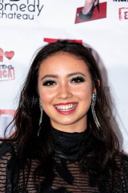 Jane Powers sunar: The Comedy Chateau 'daki Lekeli Kırmızı Halı 29 Mayıs 2021' de Kuzey Hollywood, CA