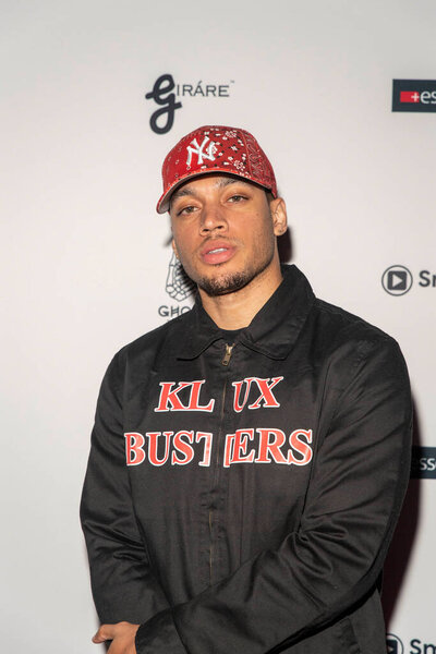 Зак Ларсон посетил Reality Rushmore: Paramount + MTV The Challenge Reunion в частном доме, Лос-Анджелес, Калифорния 3 июня 2021 года