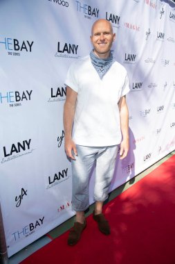 Mike Tarnofsky, 12 Haziran 2021 'de Los Angeles, CA' da LANY Entertainment yaz endüstrisi tanışma toplantısına katılıyor.