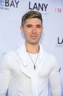 Kristos Andrews, 12 Haziran 2021 'de Los Angeles, CA' daki özel konutta LANY Entertainment yaz endüstrisi tanışma toplantısına katılıyor.