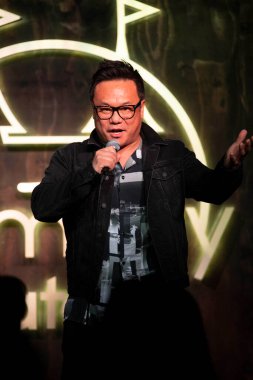 Jimmy Shin 11 Haziran 2021 'de Comedy Chateau, Los Angeles' ta The Shindig Show 'da sahne alacak.