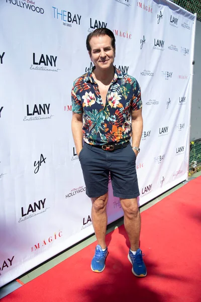 Vincent De Paul, 12 Haziran 2021 'de Los Angeles, CA' da LANY Entertainment 'in yaz toplantısına katılıyor.