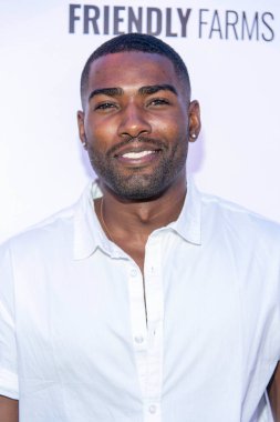 Aktör Donny Savage 24 Haziran 2021 'de Rocco' nun WeHo, Los Angeles, CA tarafından desteklenen 1. BET Öncesi Ünlüler Hediye Süitine katıldı.