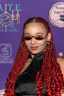 BK Habermehl 24 Haziran 2021 'de PooBear, Shndo ve Loureen Ayyoub Video Video Galası' na katılır..