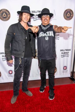 Sean McNabb ve Paul Gervasi 27 Haziran 2021 'de Hollywood Kadın Kulübü' nde iHollywood Film Festivali Partisine katıldı.