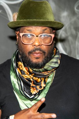 DeAngelo Trent 10 Temmuz 2021 'de Los Angeles, CA' daki özel mekanda düzenlenen Konforlu ESPYs Gifting Lounge 2021 'e katıldı.