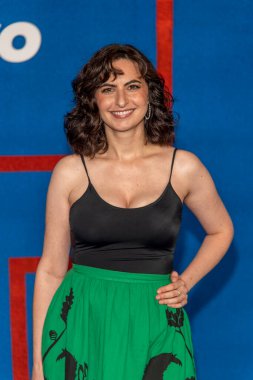 Avital Ash, 15 Temmuz 2021 'de Batı Hollywood' daki Pasifik Tasarım Merkezi 'nde Elma 